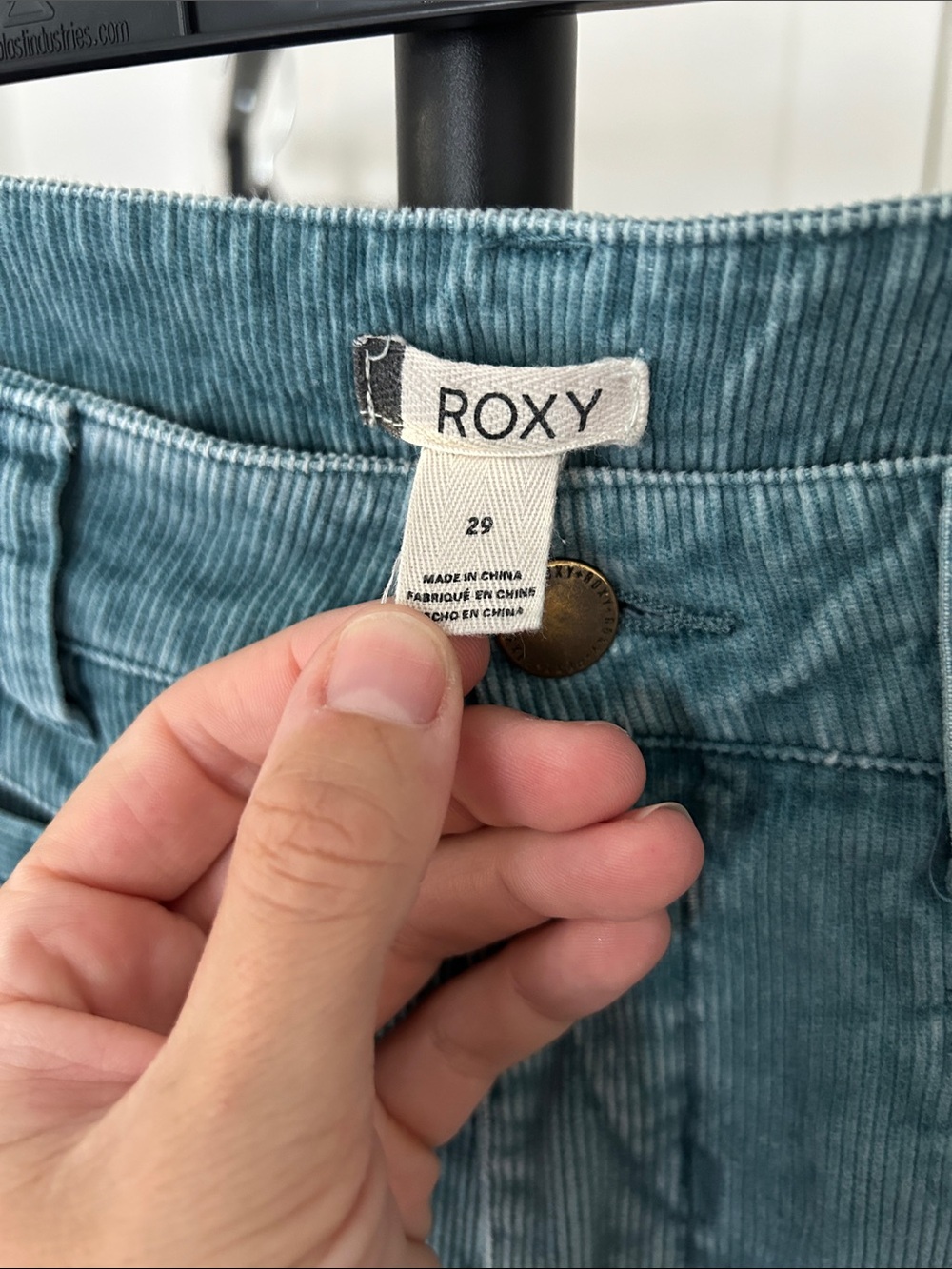 Roxy  Wide Leg Corduroy Pant. Size 29. 31” inseam. Slight stretch. - Picture 3 of 6